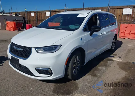 2025 Chrysler Pacifica Hybrid Select из США, поврежденный, VIN 2C4RC1S71SR589261